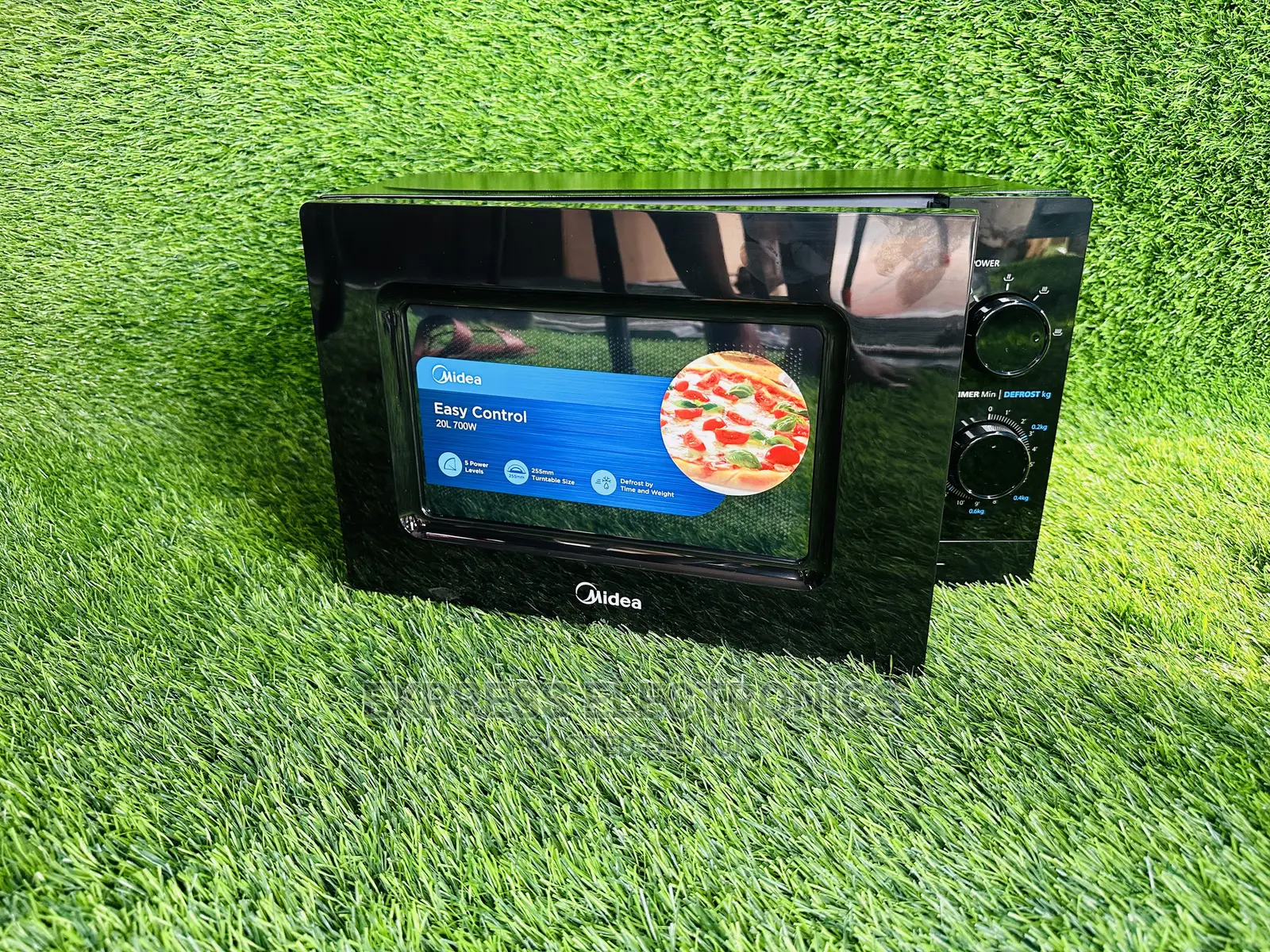 20L Durable Build Body Microwave Oven Midea Black