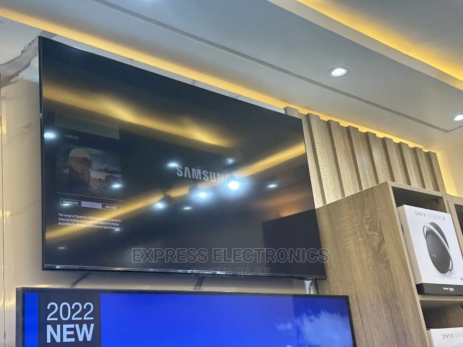 Mesmeric Newly Sealed 50Q60A Samsung UHD Display