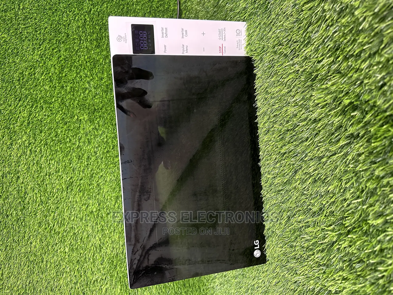 Side Swing Panel Touch LG Microwave White MH6535GISW