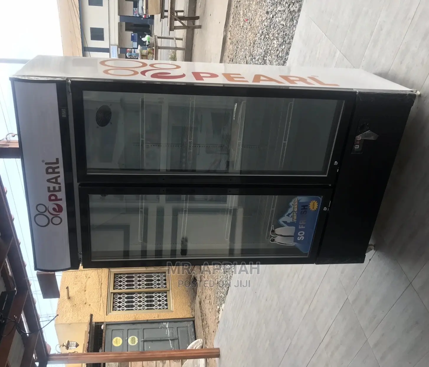 Fast Cooling Pvc74 Led Lamp. Lockable Double Glazed Doors