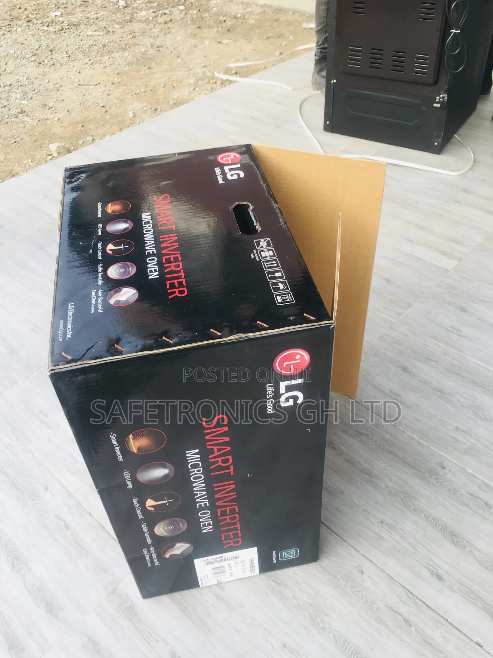 Microwave Oven 42L, Smart Inverter, Even Heating