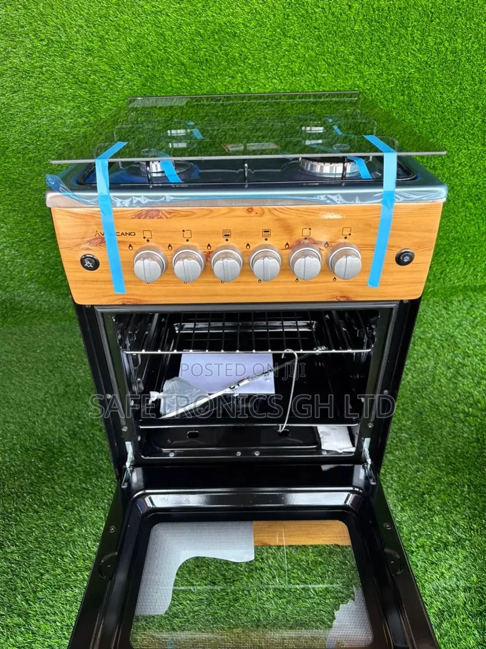 Light Wooden Gas 4 Burner Oven With Grill