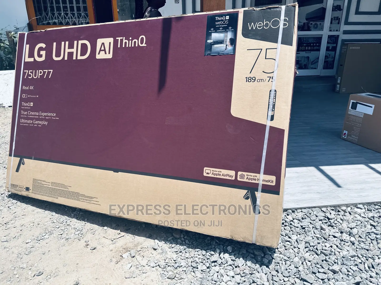See It All in Lg UHD Smart Up77 LED 75”Tv