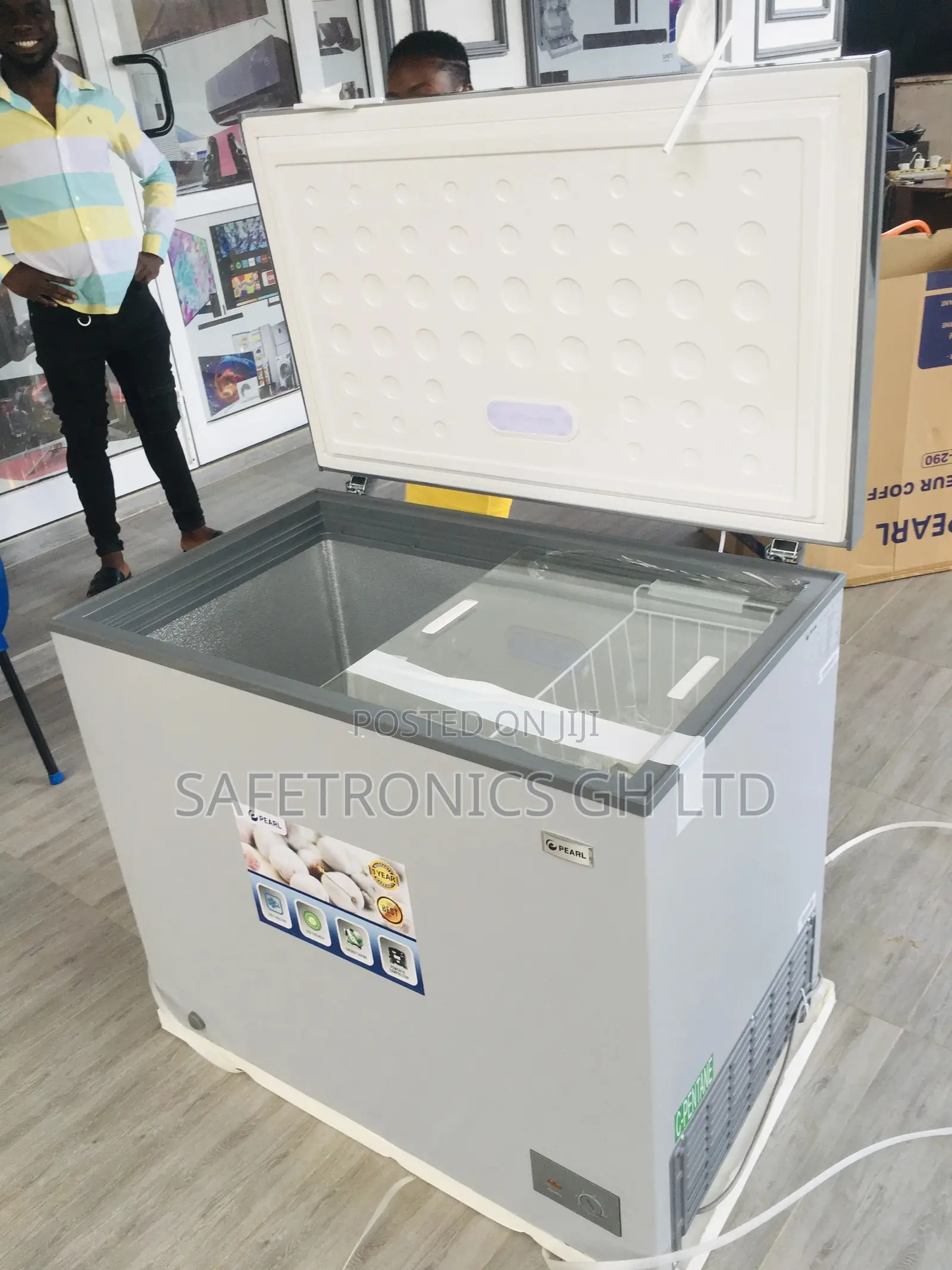 Pearl 200ltrs Single Door Chest Freezer (PCF-240)