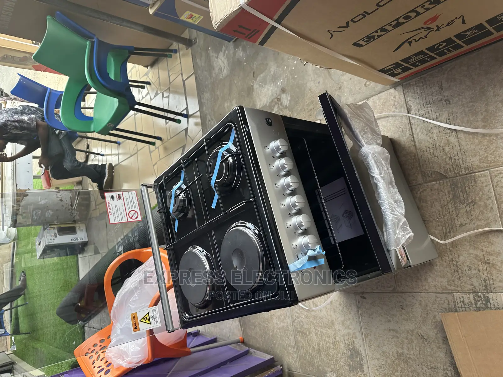 Sliver 2-2 Stove Oven Grill Cooker 4b With Glass Cover