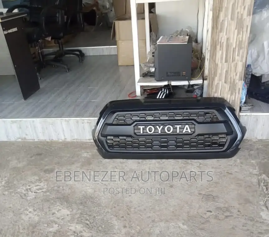 Toyota Tacoma 2016 - 2022 Front Bumper Shells