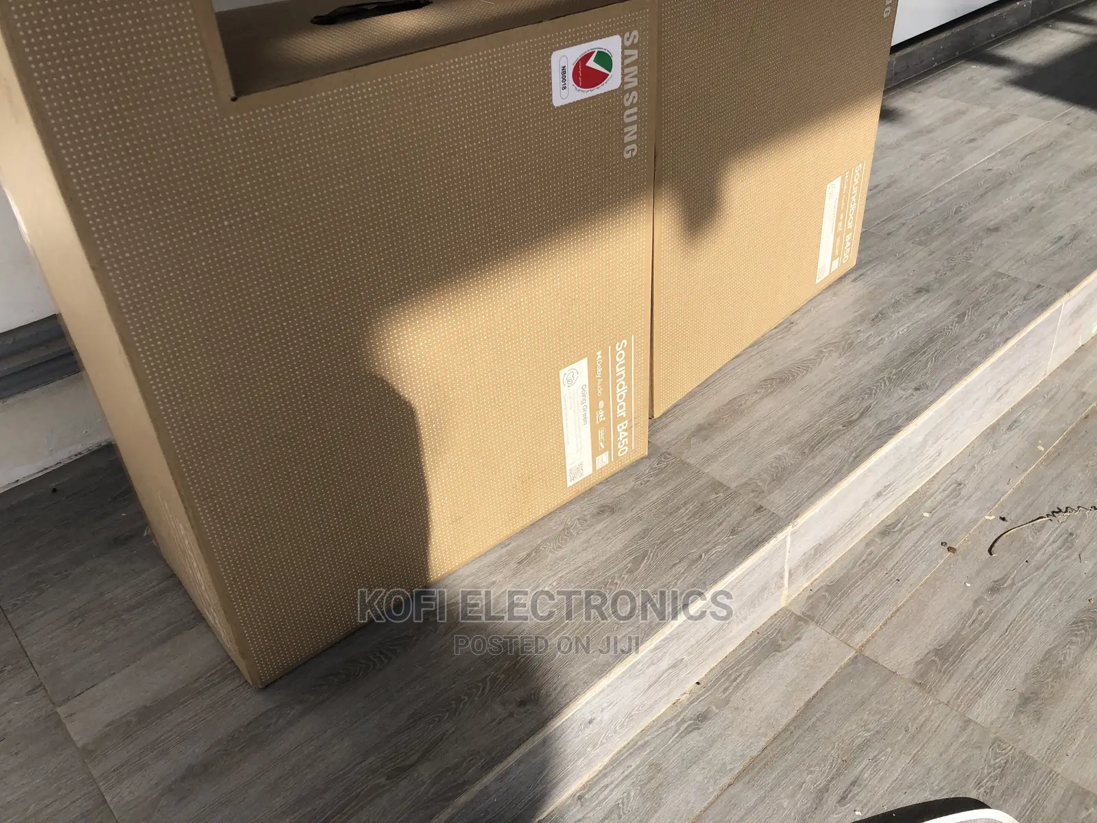 Wireless 300watts Samsung B450 Soundbar