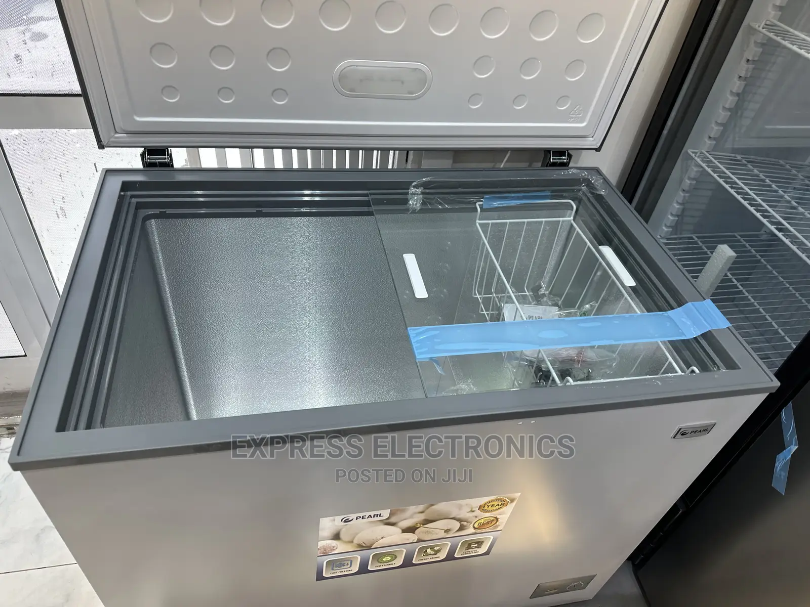Frost Free Pearl Chest Freezer PCF-240/200)Ltrs
