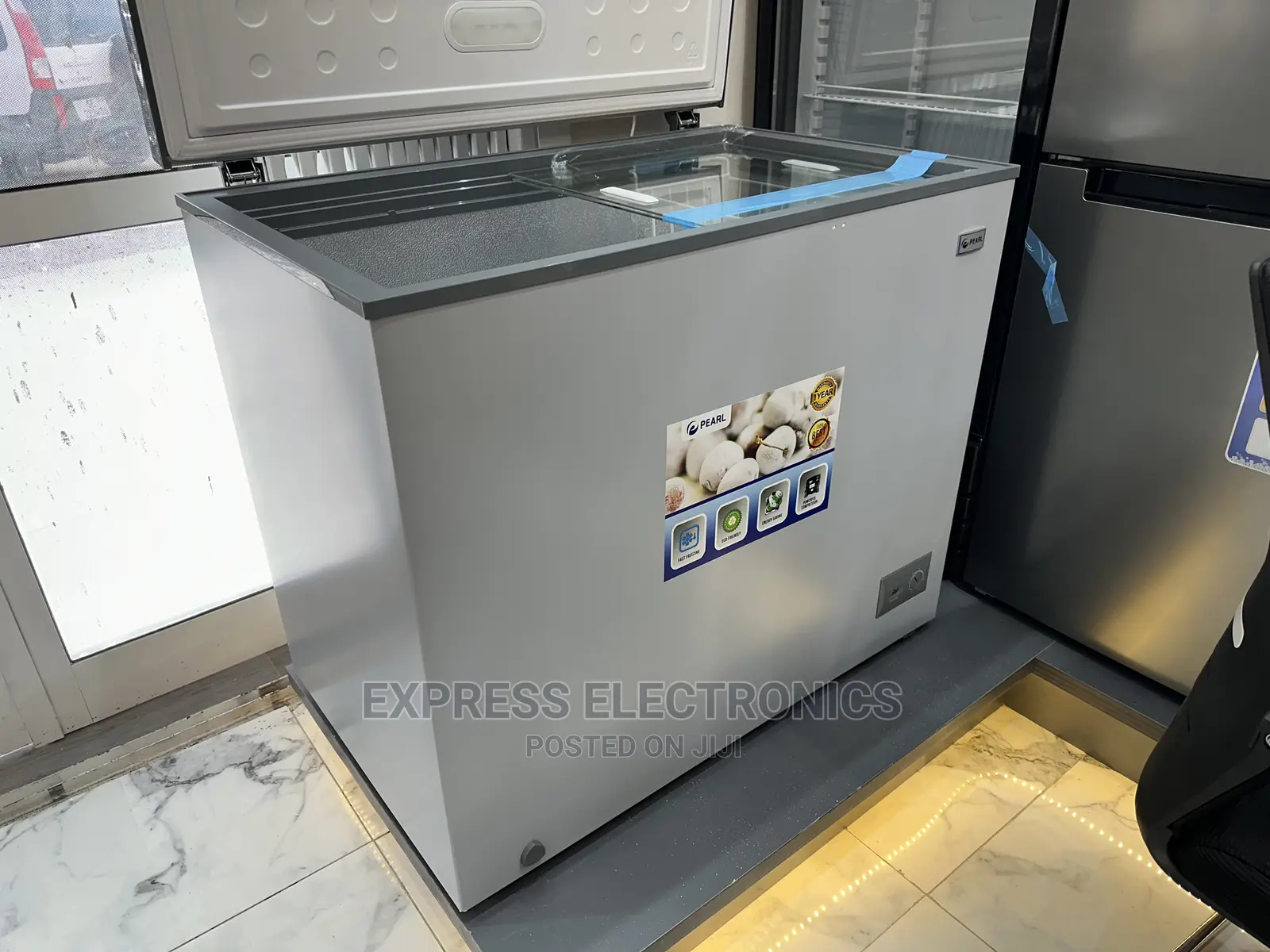 PCF- (147 Liters)Pearl Freezer Chest