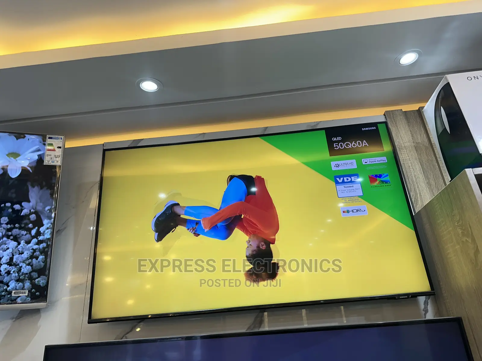 Samsung 125 Cm 50 Inch Q60A Qled Smart TV 50Q60A