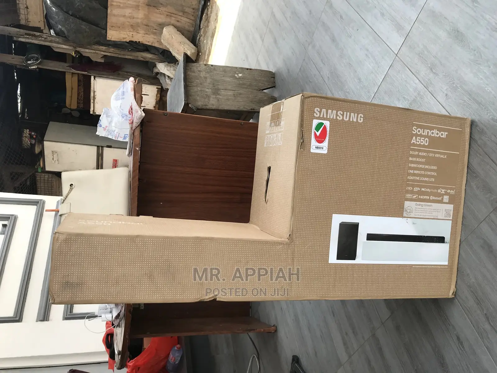 Newly Samsung Soundbar HW-A550.