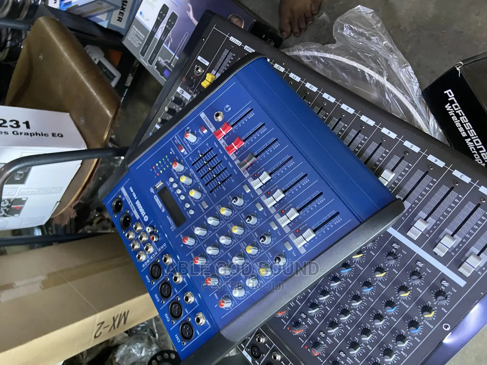 4 Channel Yamaha Power Mixer