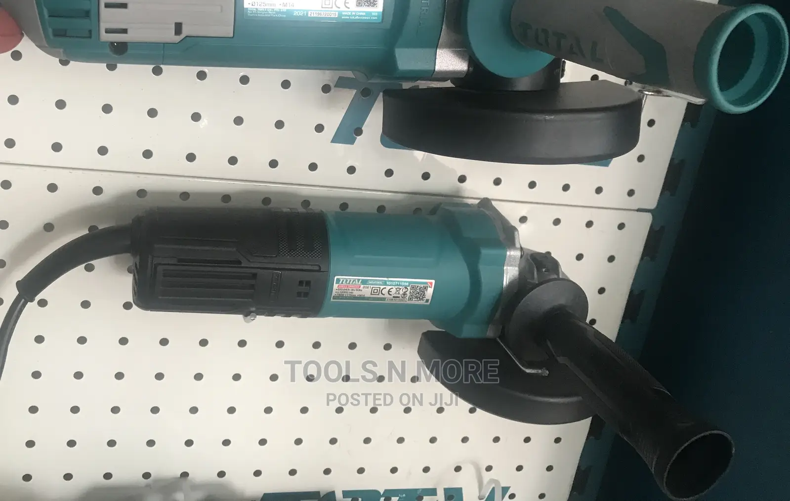 TOTAL Angle Grinder (750W)