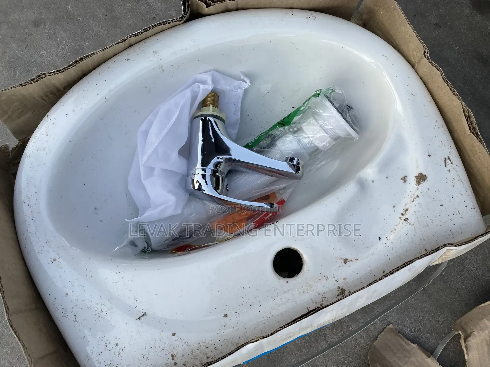Ceramic Wash Hand Cover Basin