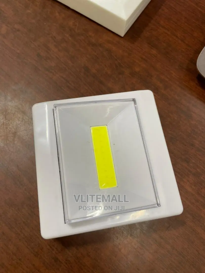 Battery Powered Wall Light