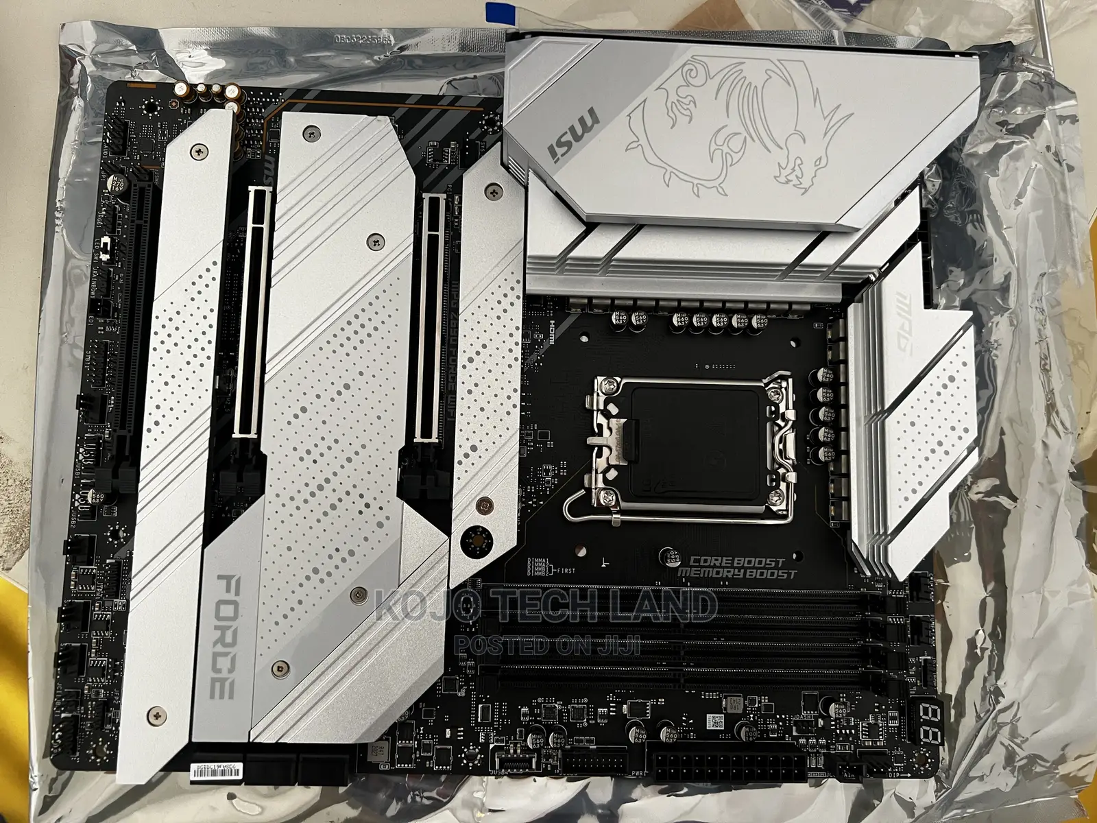 Intel CORE I7 Msi Z690 Motherboard