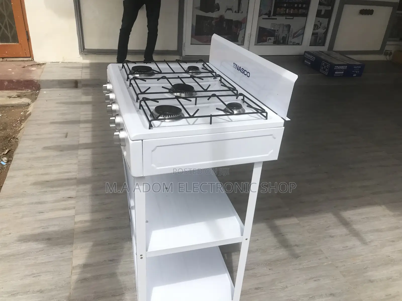 Quality Nasco 5 Burner Gas Stove With Shelve Stands