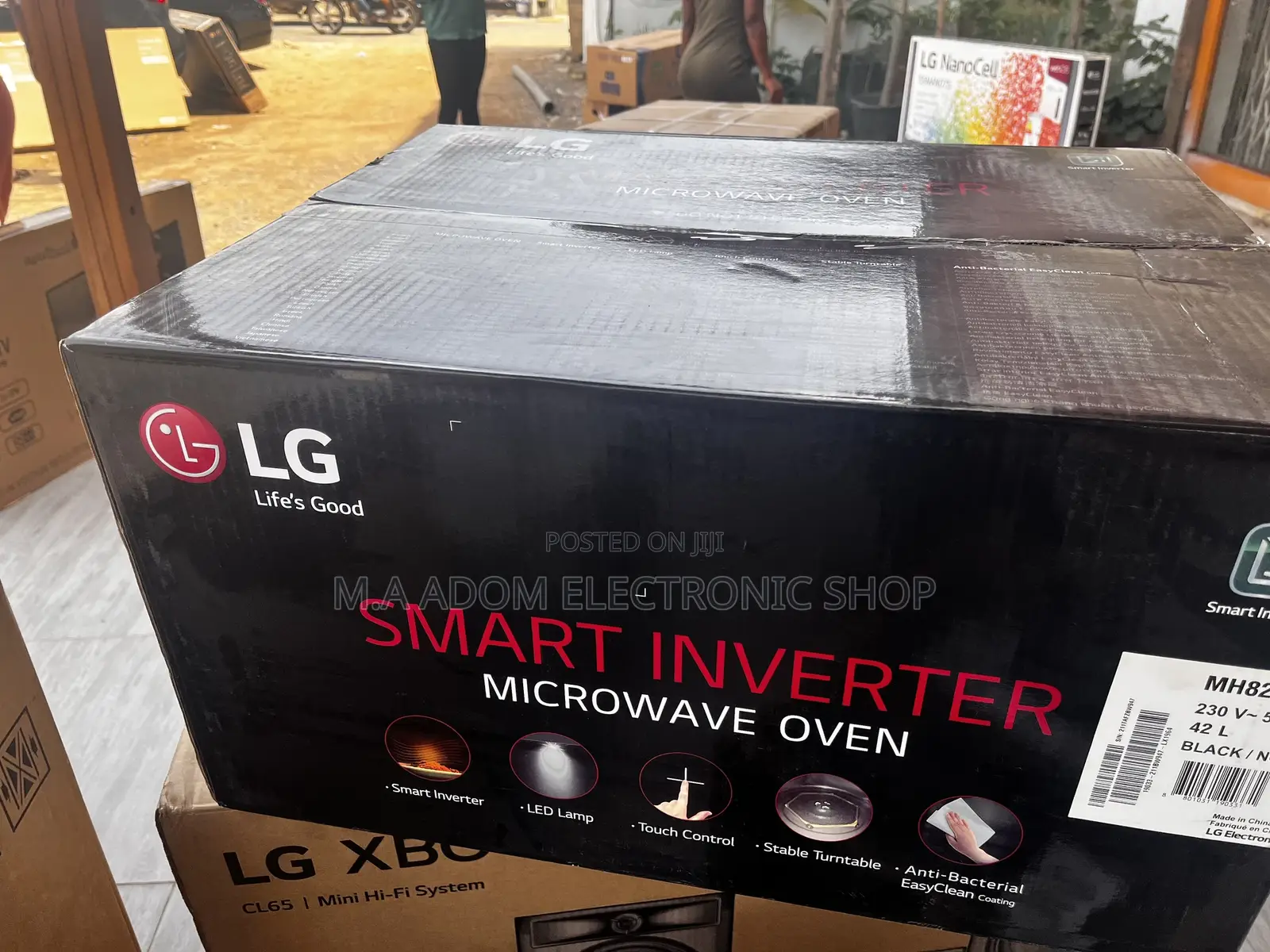 Call for LG Grill Microwave Oven 42 Litres MH8265DIS