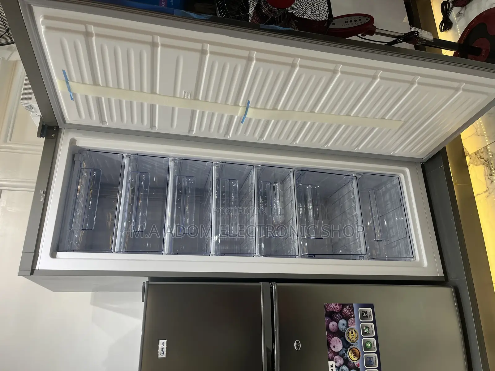 Silver Blue Pearl Upright Freezer (Puf-370)