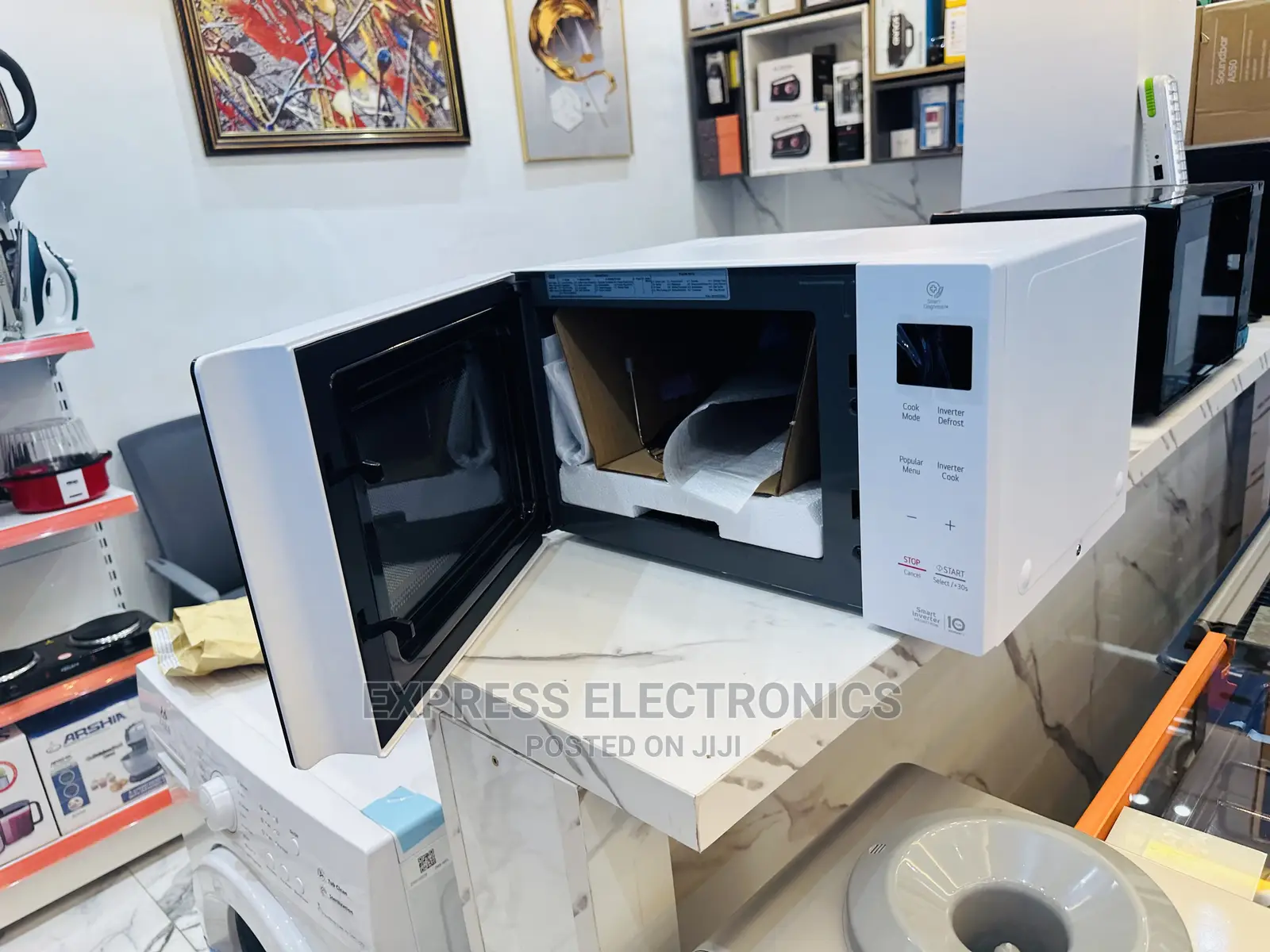 LG MS2535GISW 25(L) | “Solo” Neochef Microwave Oven | Smart