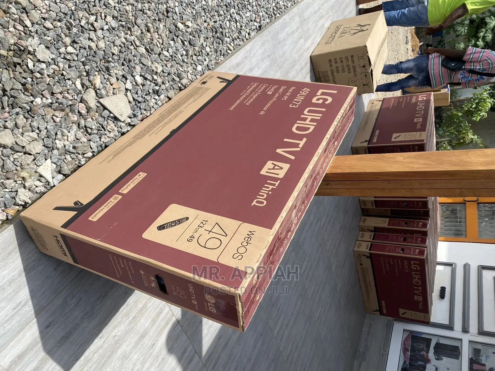 49un7340)UHD LG Tv.