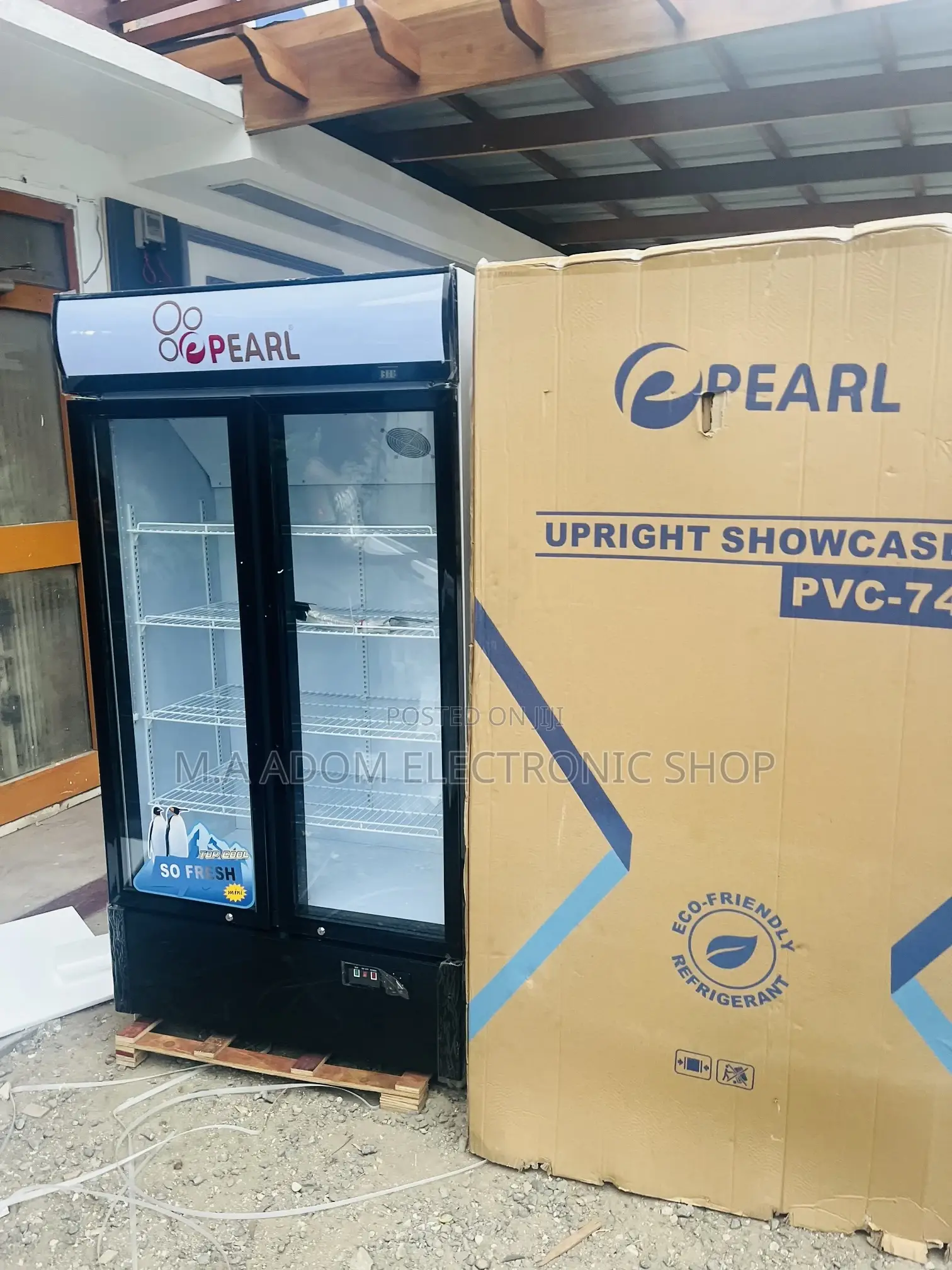 600 Litres Pearl Transparent Glass Front Showcase Fridge