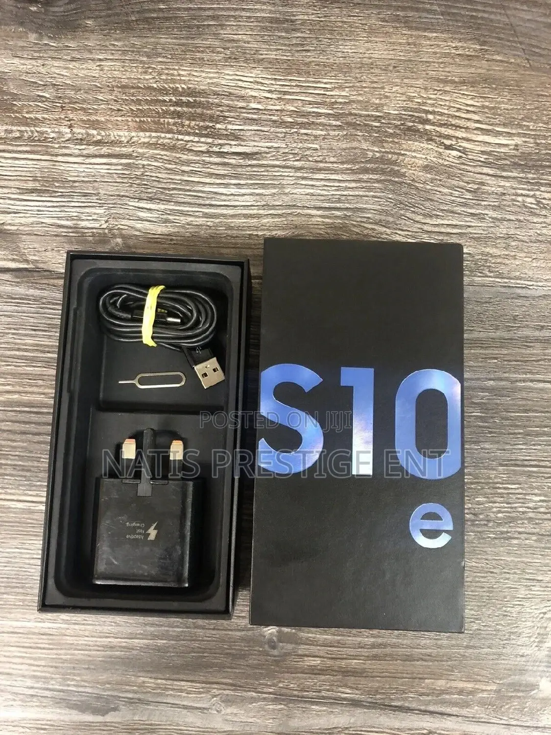 New Samsung Galaxy S10e 128 GB Black