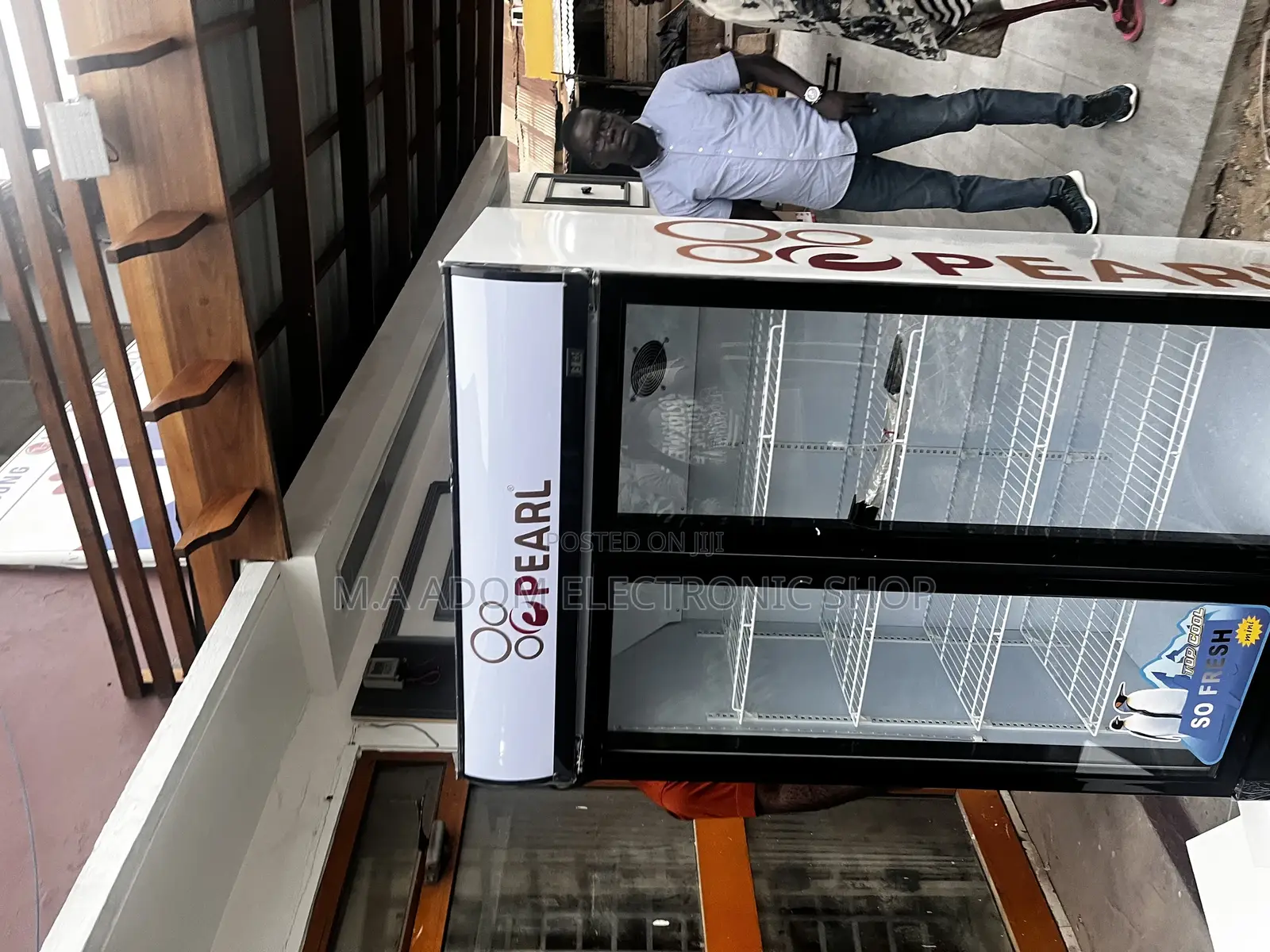 Pearl Display Fridge 600 Litres With Spacious Shelves