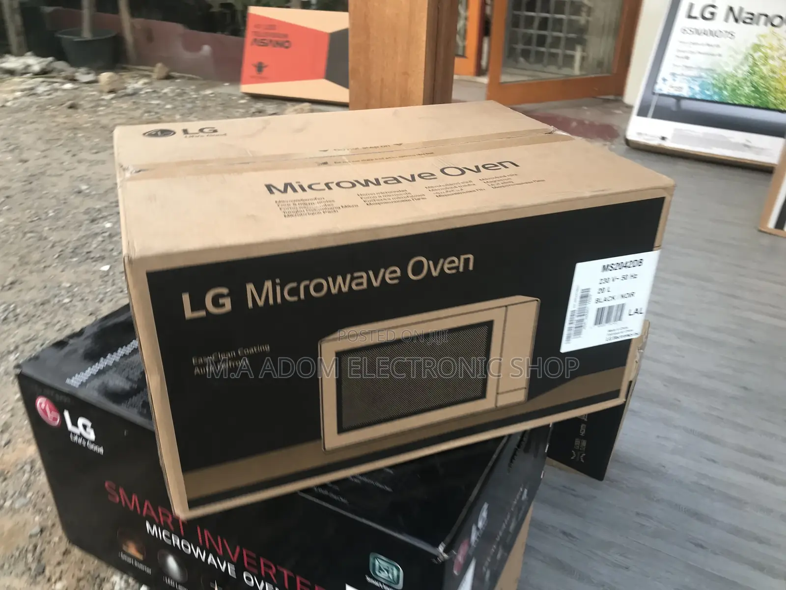 LG Solo 20L Ms2042db Microwave - Black