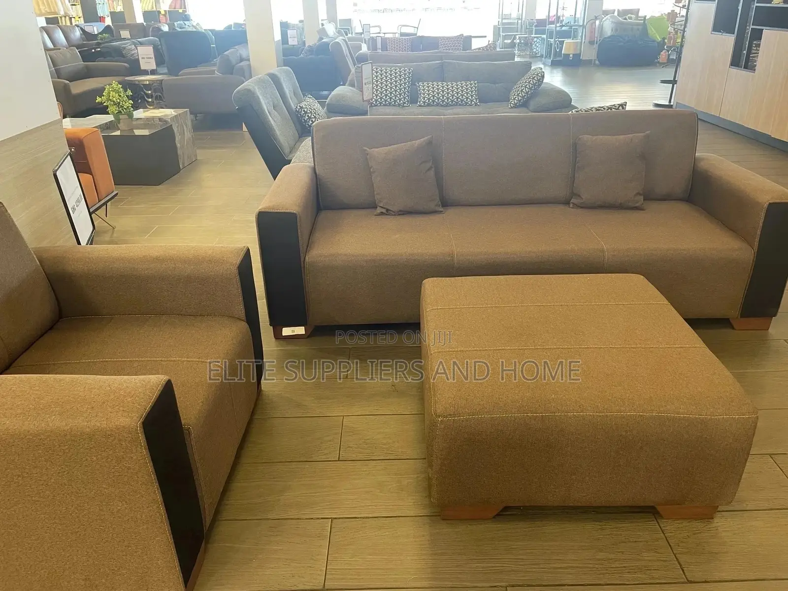 Sofa Set Tuna 3+1+Puff Turk