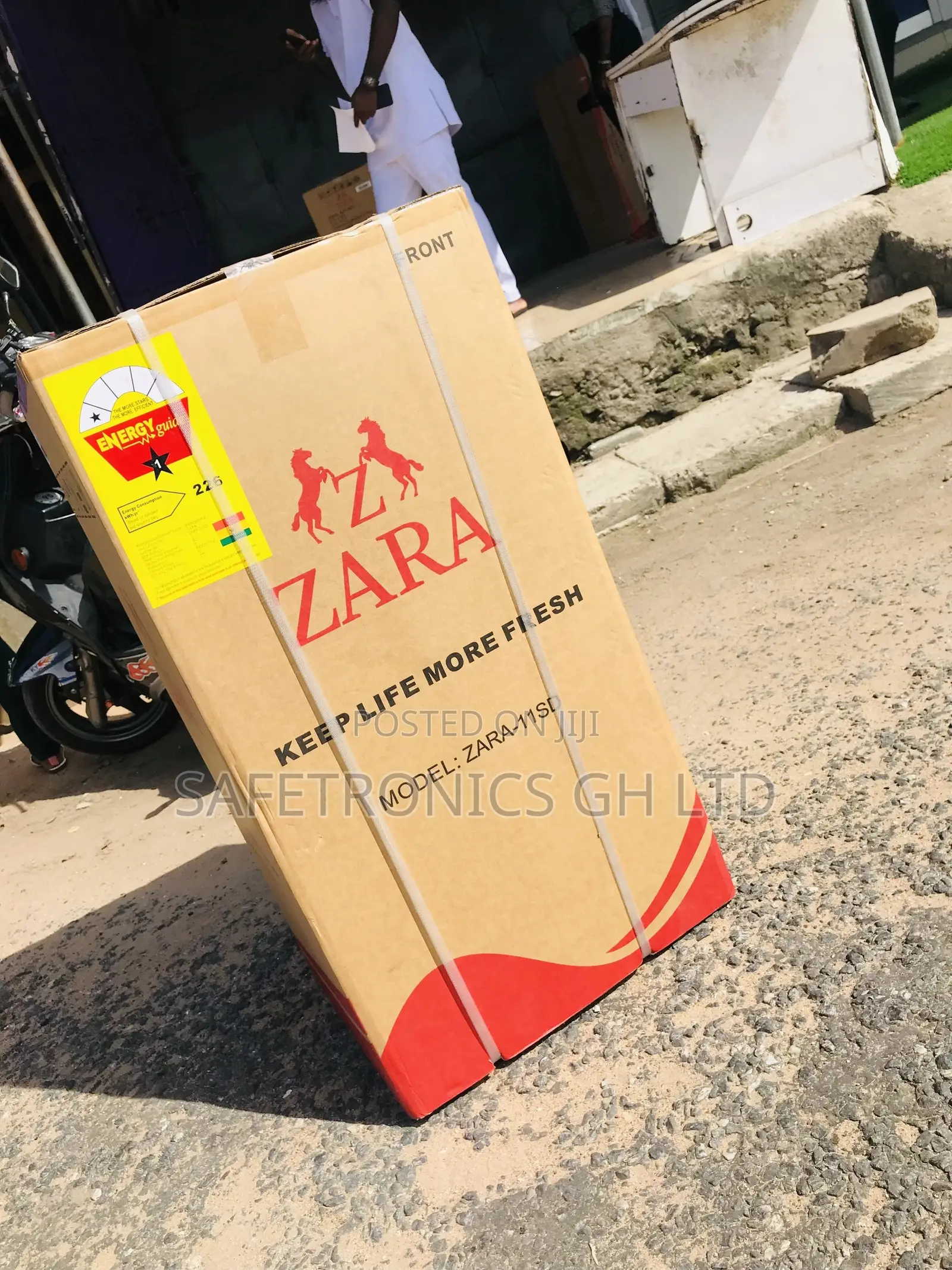 ZARA-11SD 80 Litres Table Top Refrigerator