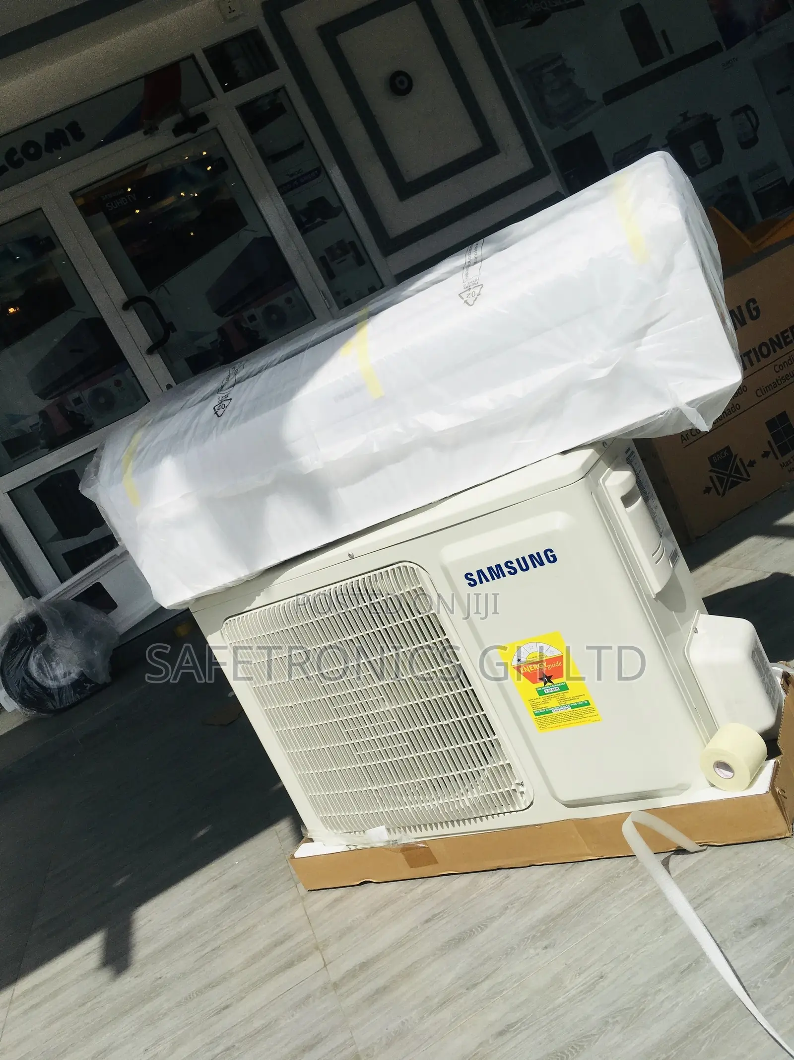 Samsung 2.5HP Wind Free R410a Gas Inverter AC
