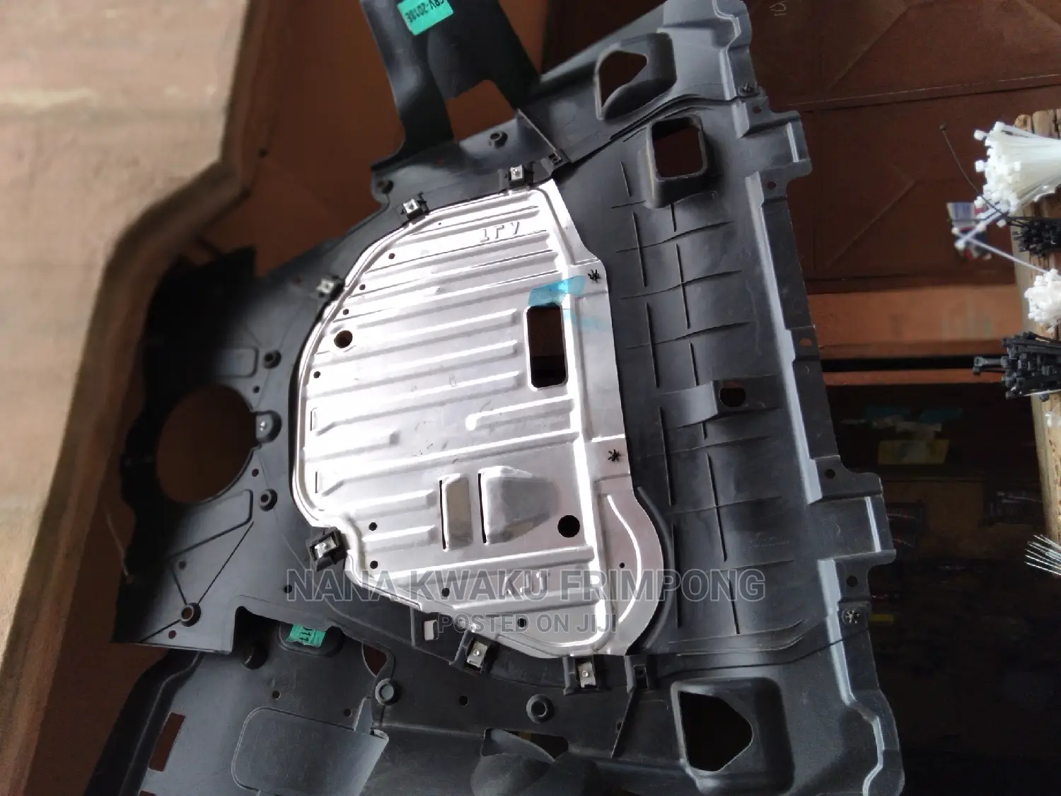Honda Cr-v 2018 Engine Panel or Under Panel Available