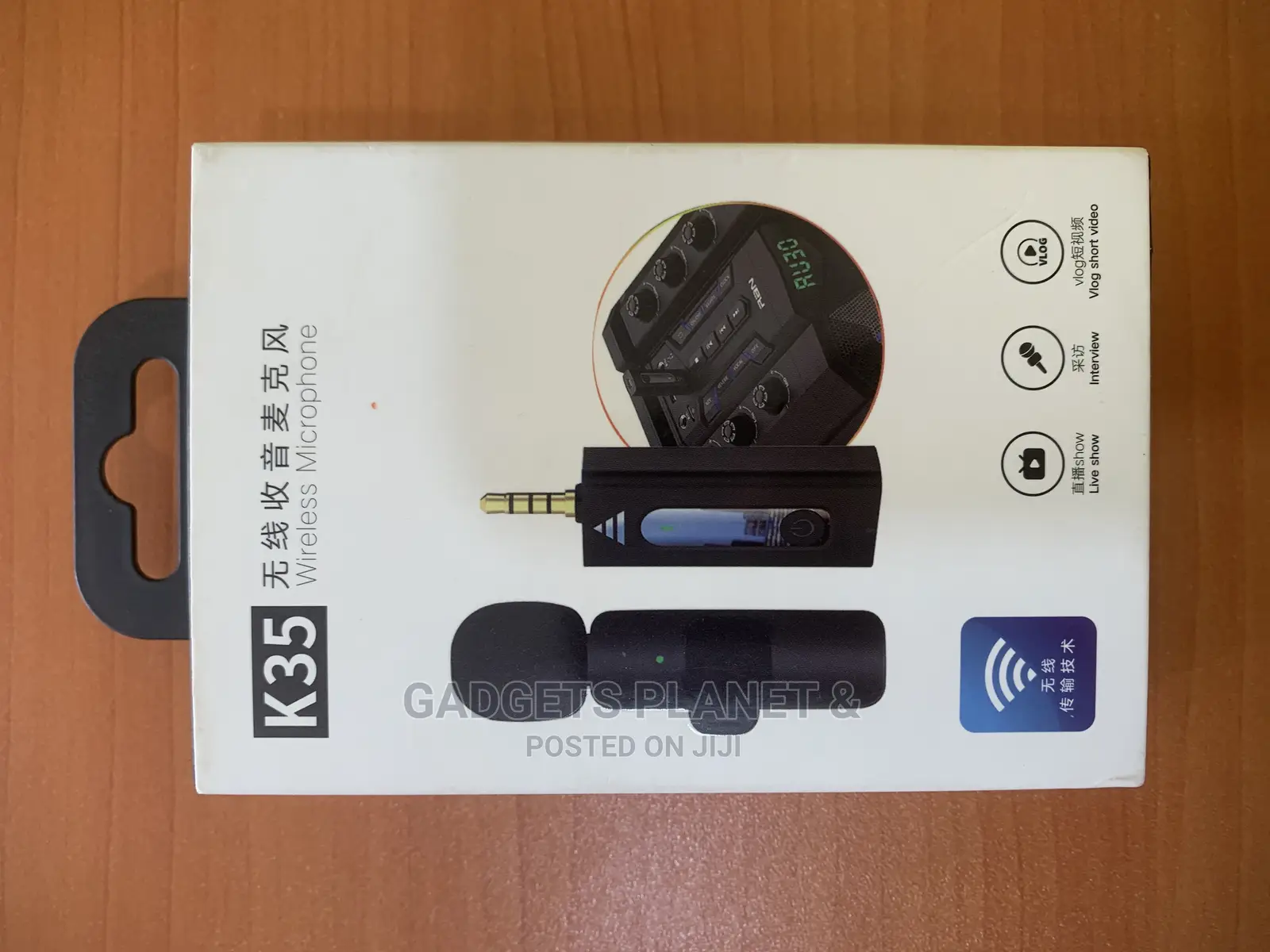 Wireless Lapel Microphone With 3.5mm Jack Connector