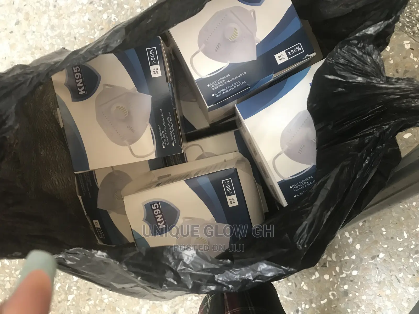 Plain White KN95 Nosemask Facemask With Valve (Respirator)