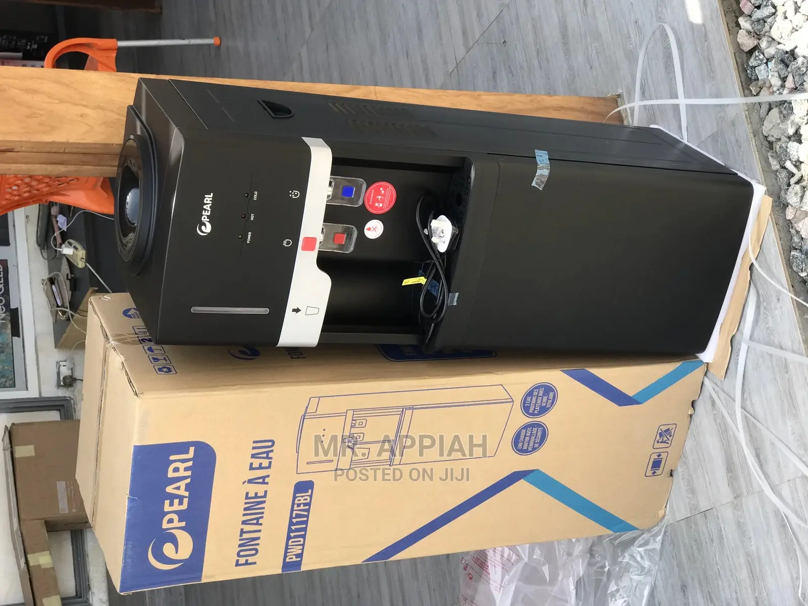 Most Affordable (PWD-1117FBL) Pearl Dispenser Available 