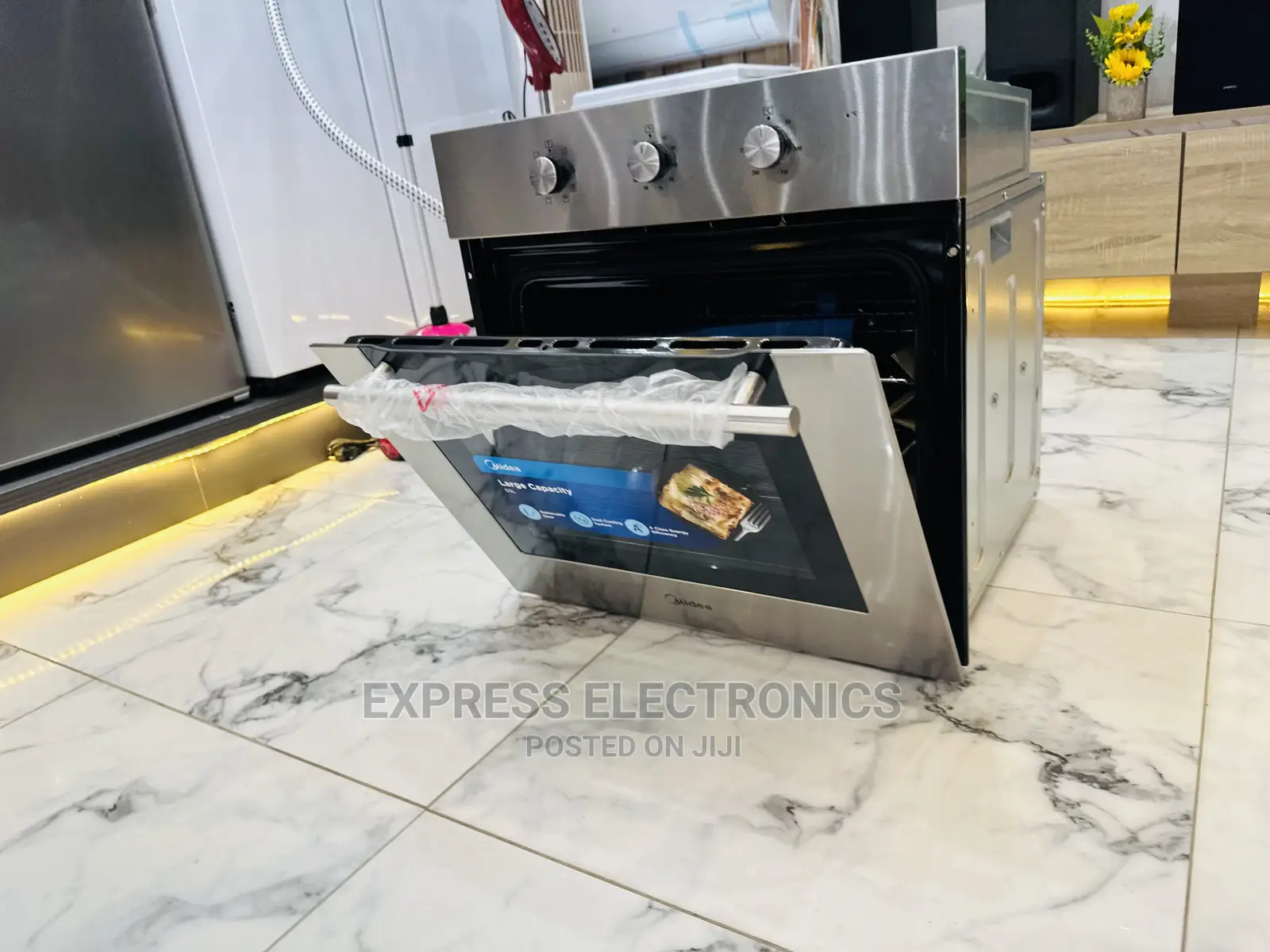 Powerful and Durable Midea 65m80m1-012 Microwave Inbuilt