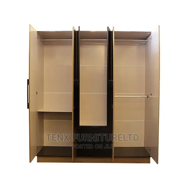 WARDROBE (5 Silver Hanging Rods)