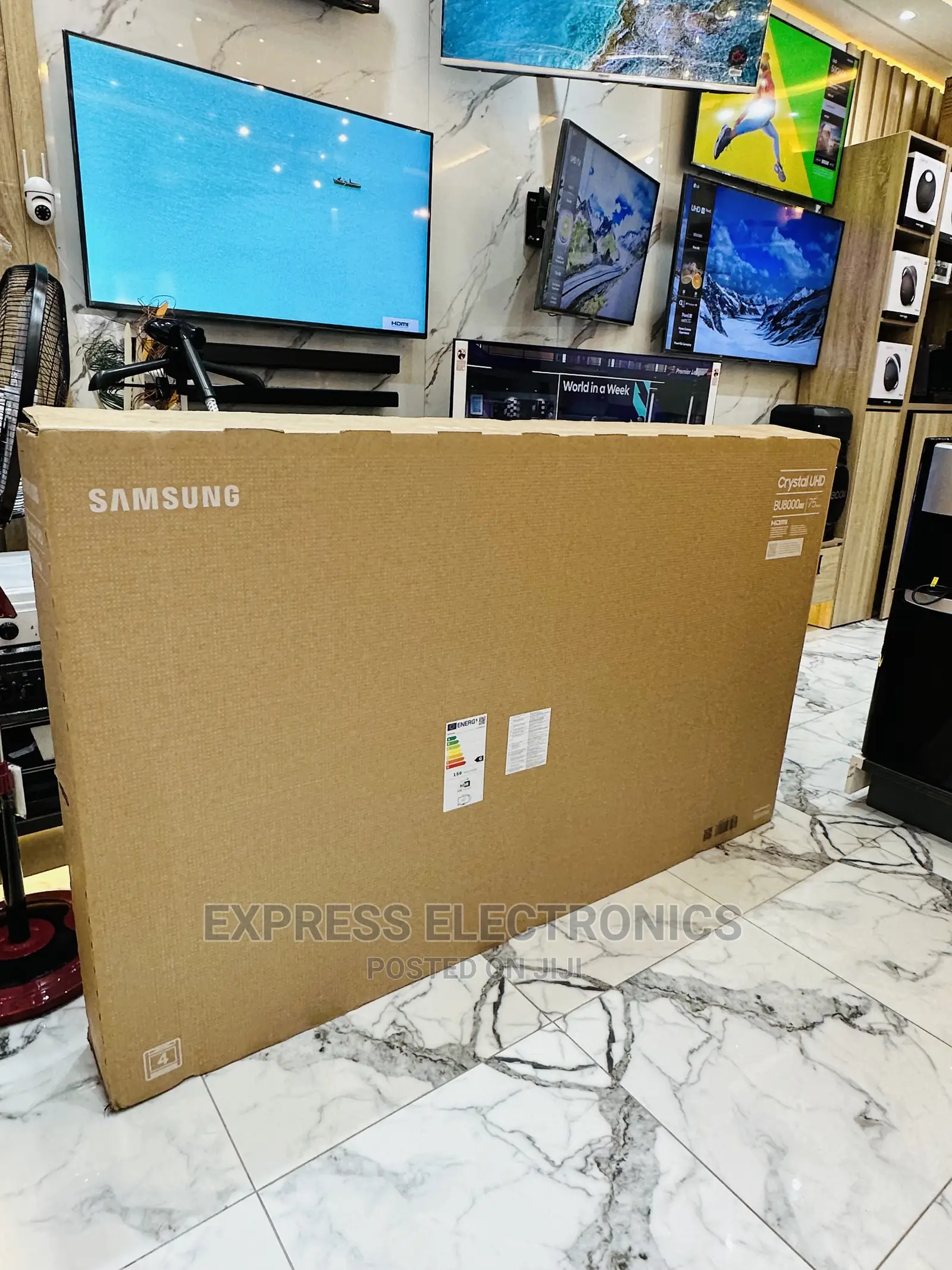 Series 8 (2022) UHD Smart 75”Samsung