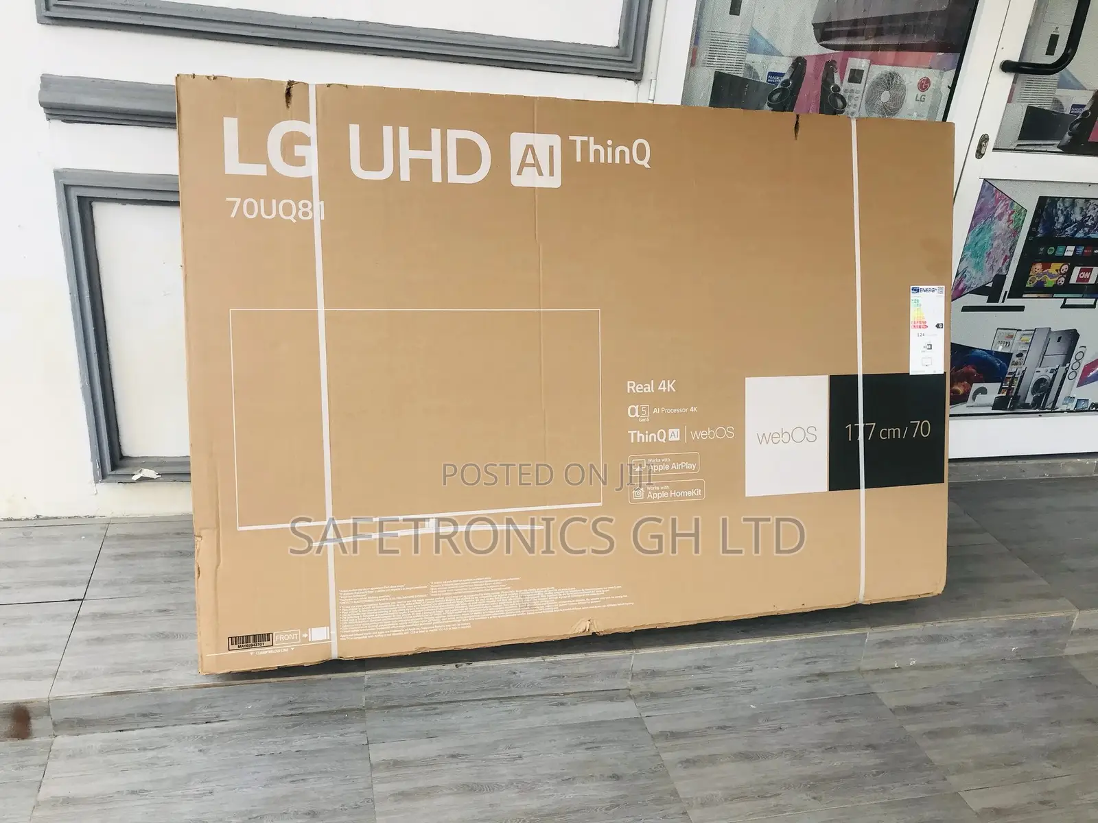 Unique LG LED Uq81 70'' Smart TV Uhd
