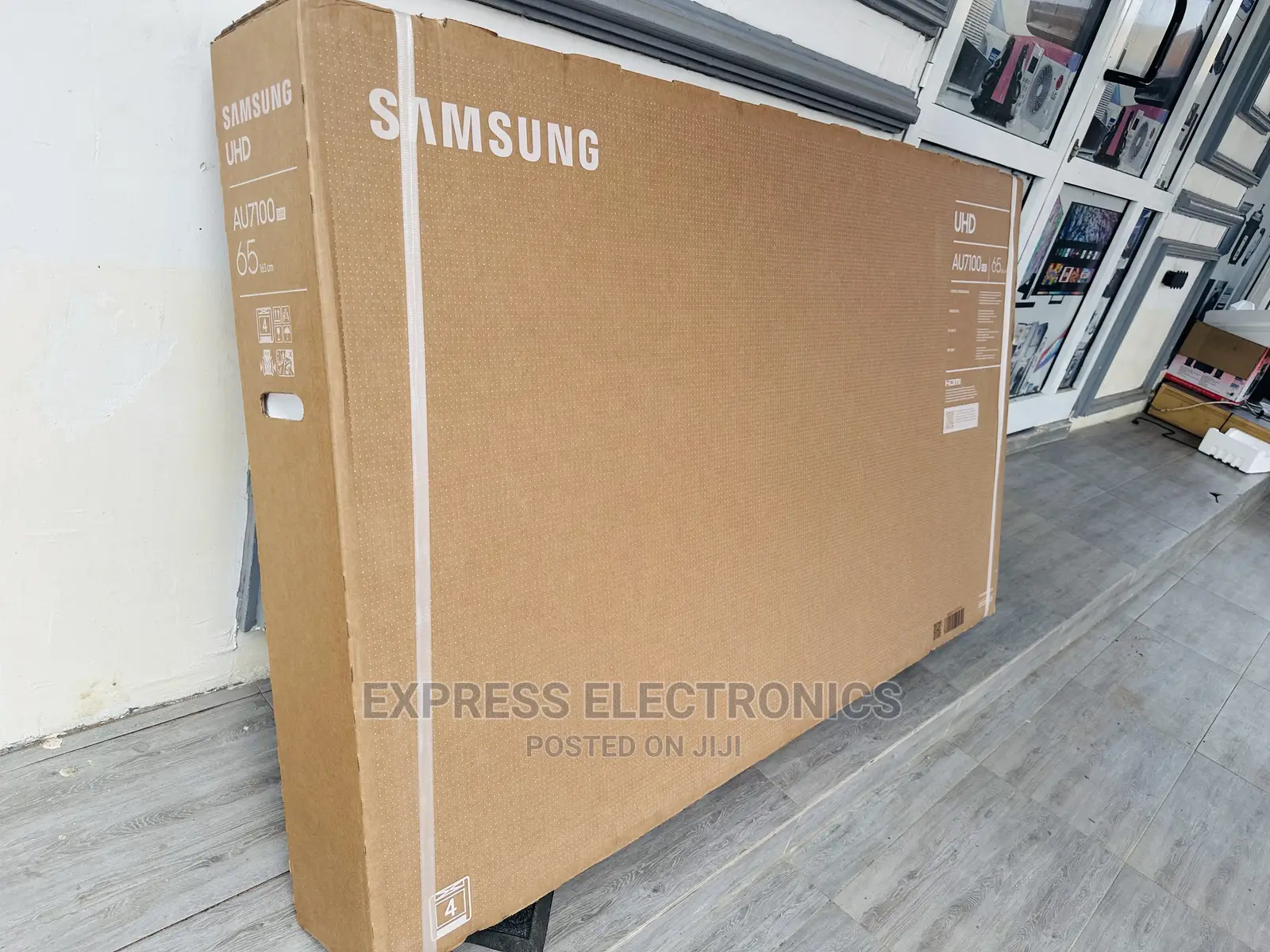 Samsung UHD Smart 65”Au7172