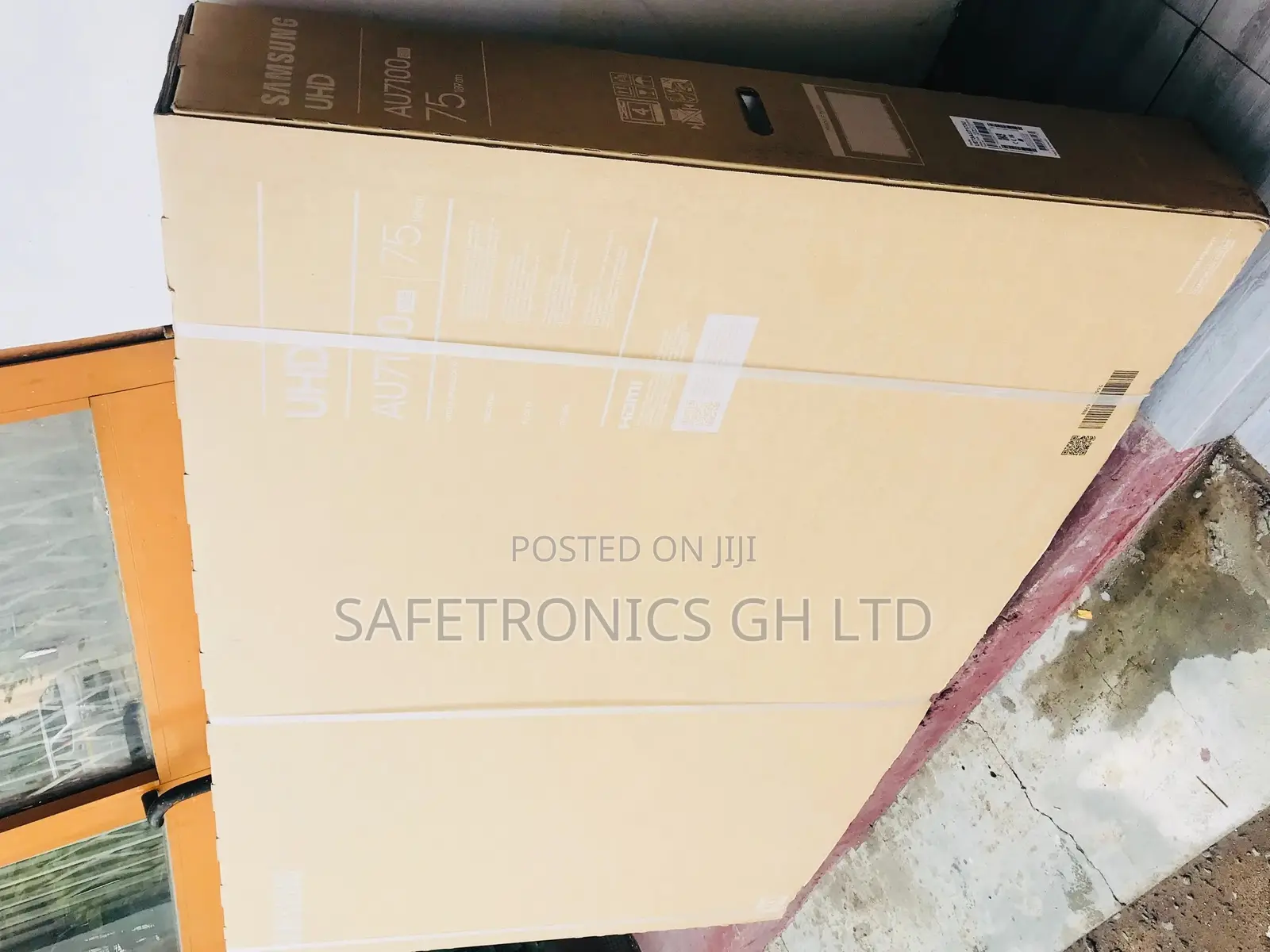 Samsung UHD Crystal LED Smart Tv AU7172 75 Inches