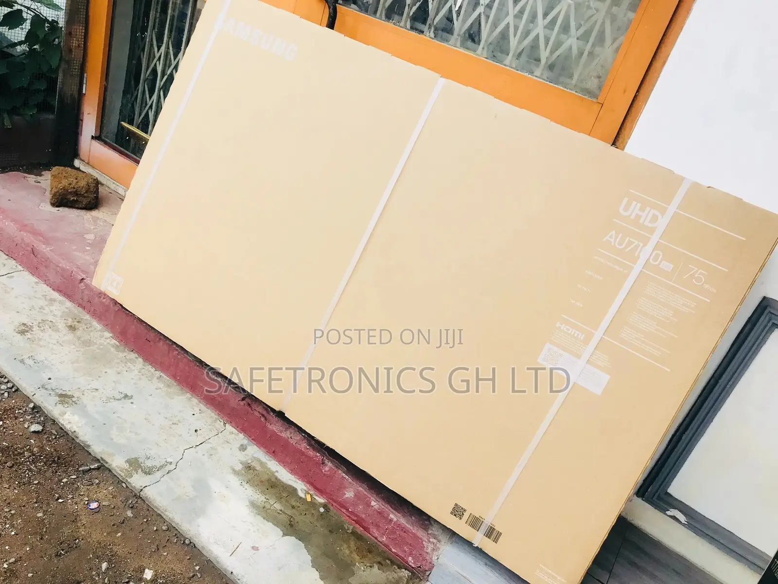 Smart LED 75 Inches Samsung AU7172
