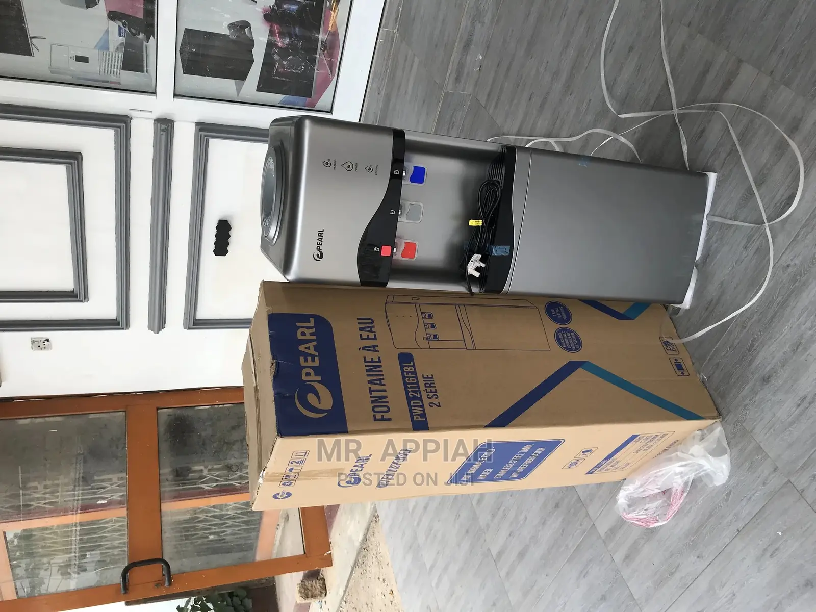 (PWD-211 FBL )Quality and Affordable Pearl Water Dispenser 