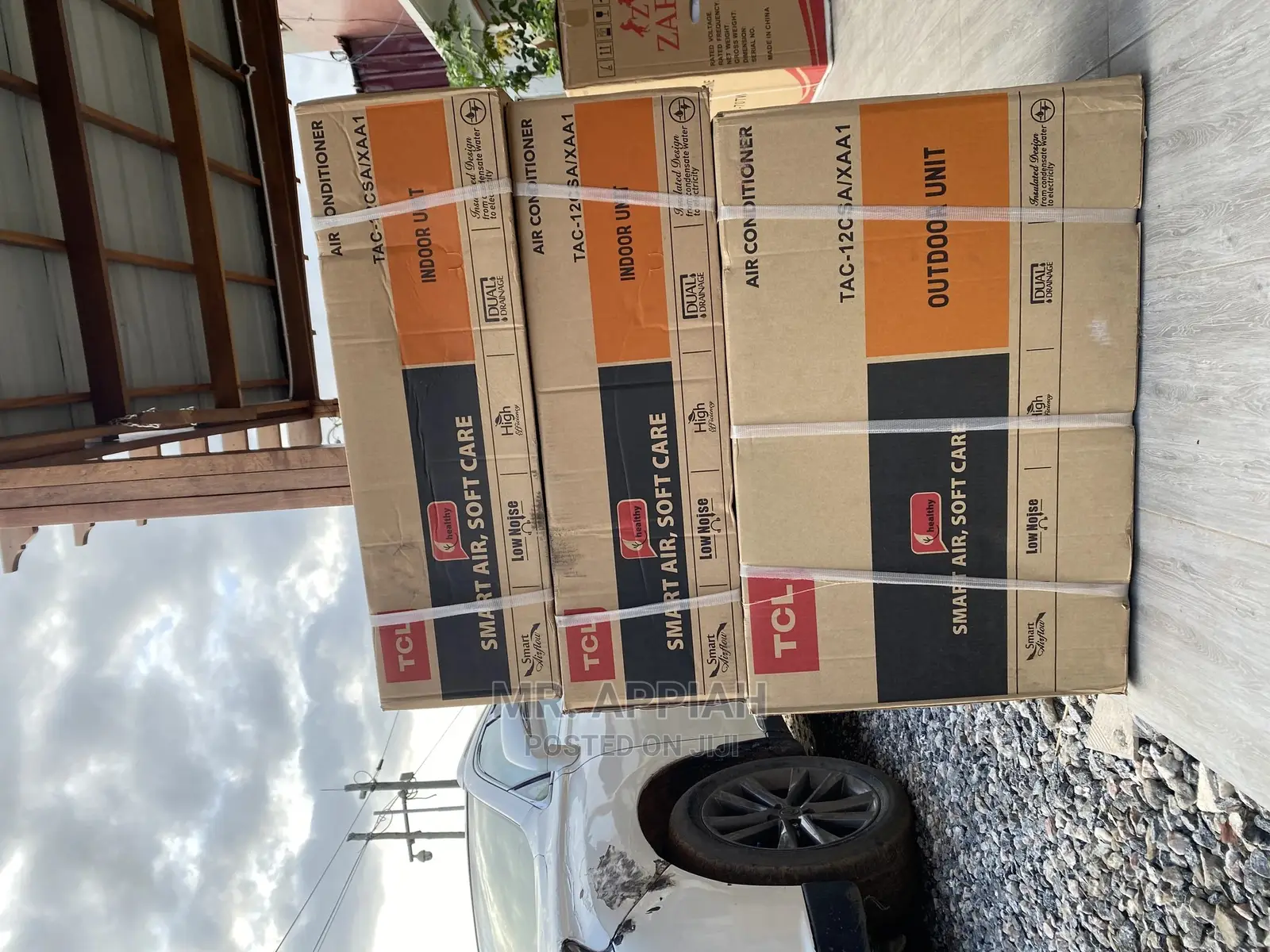 TCL 1.5 R410 Air Conditioner on Sale.