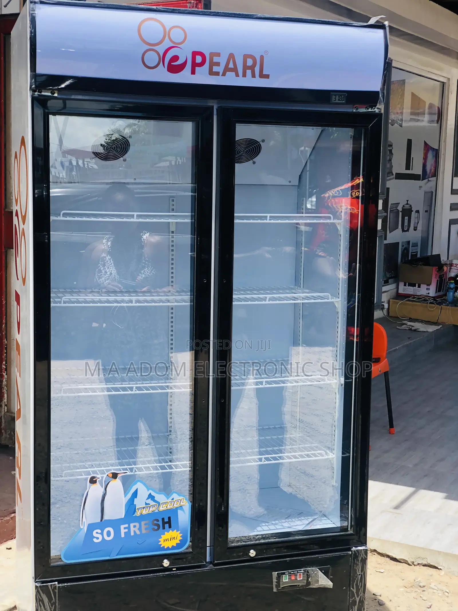 Pear Commercial 600 Litres Fridge for Bars Pubs Lounge Etc