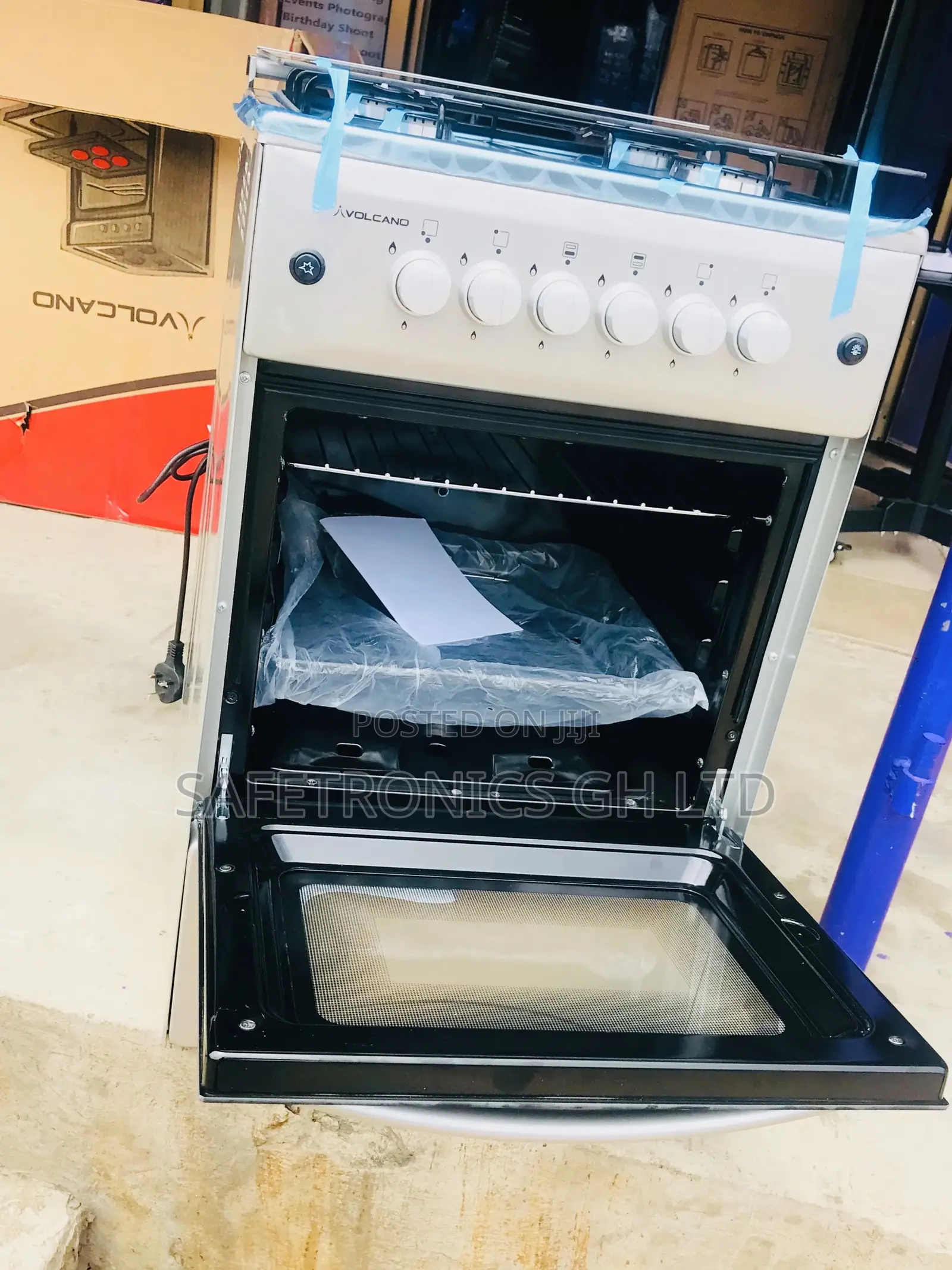 New Ionx Gray 4 Burner Gas 50x50 Oven and Grill