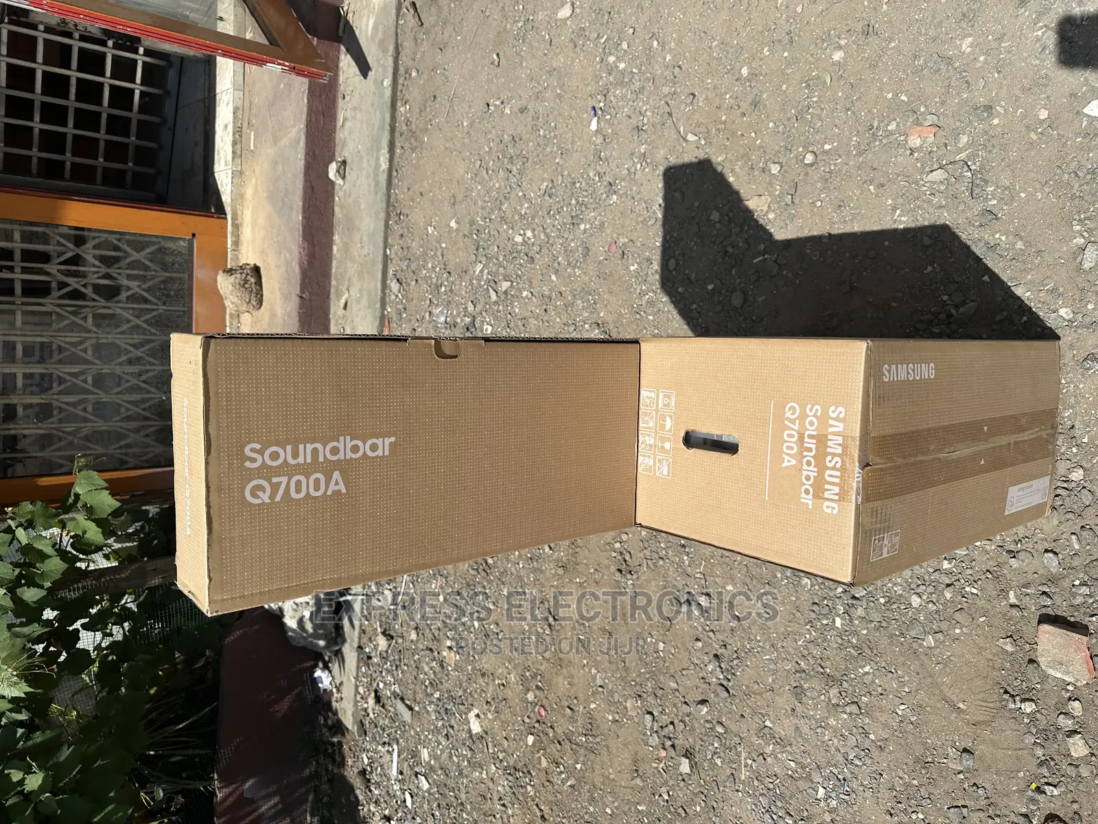 Only the Beat of Q7000 Samsung Sound System
