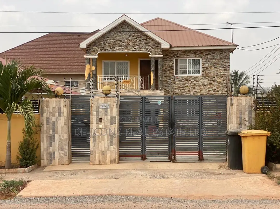 4bdrm Duplex in De-Icons Real Estate for Sale