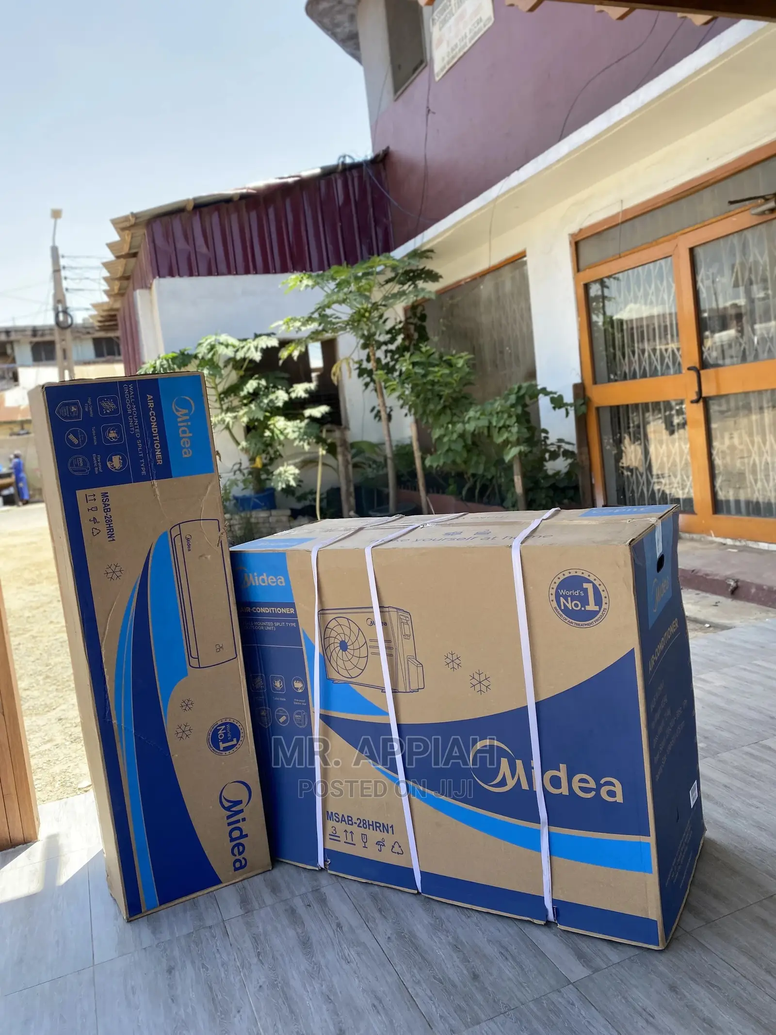 Keep Cool With Midea Air Conditioner (3.0hp)